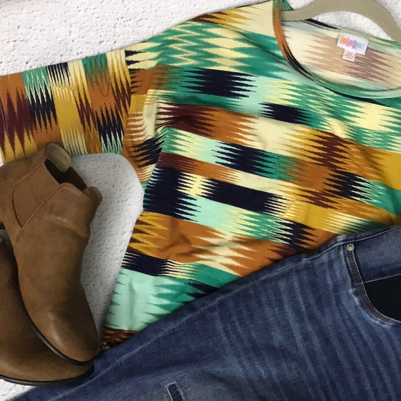 Irma XS Lularoe - Picture 1 of 2